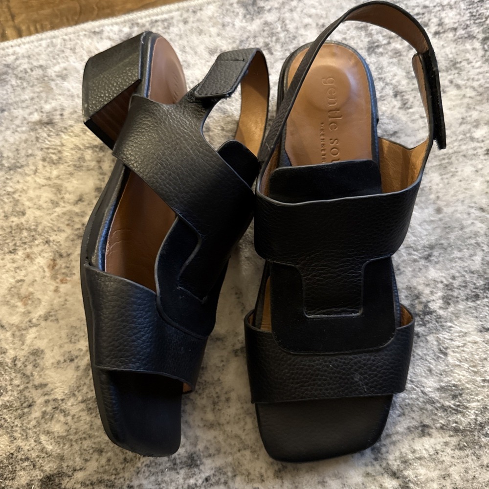Gentle Souls Park Interlock Sling back Women's Leather Sandals Size US 8